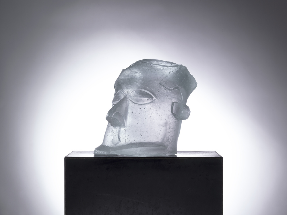 João Maria Gusmaõ E Pedro Paiva  Heraclitus Head
